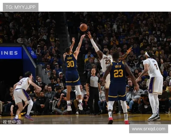 勇士与奇才对决精彩瞬间回顾与精彩表现分析